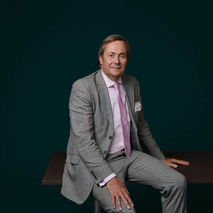 Portrait of Alain de Borchgrave, consultant at Eric Salmon & Partners