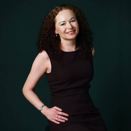 Portrait of Elena Bagayeva, consultant at Eric Salmon & Partners