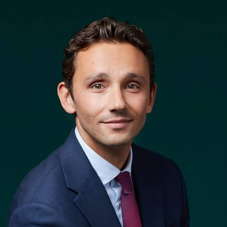 Portrait of Romain Eyherabide, consultant at Eric Salmon & Partners